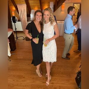 Vince Camuto Lace ivory midi dress